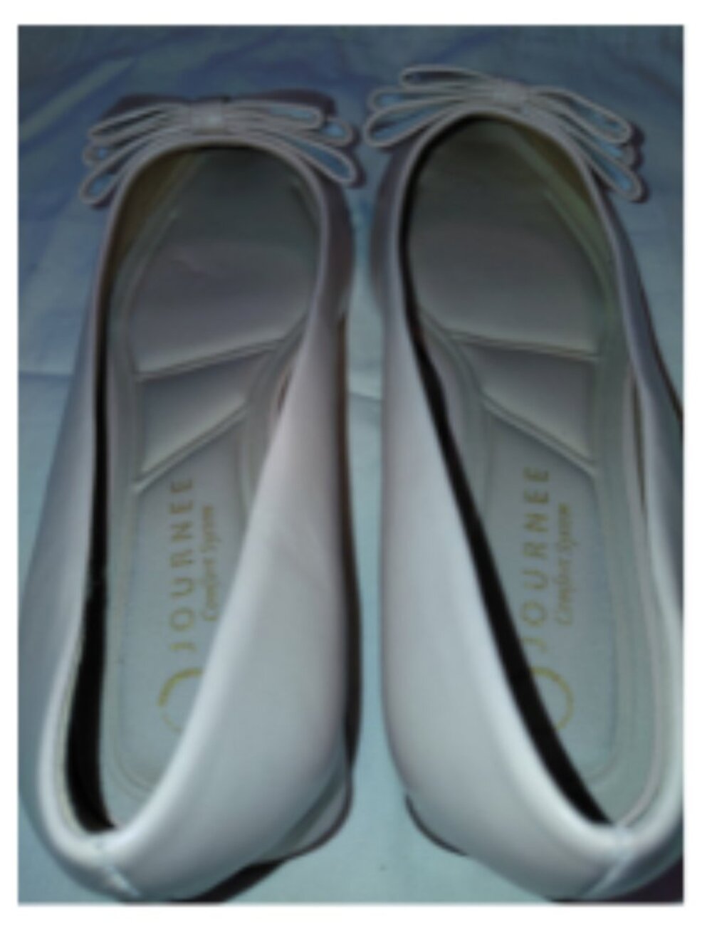 Journee Collection Beige Bow Pointed Toe Flats - Picture 13 of 15